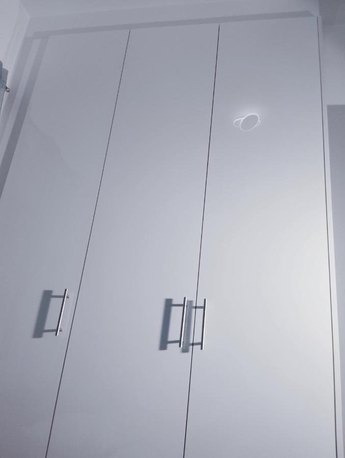 Romeo Isimeriahomz Apartment Солун Екстериор снимка
