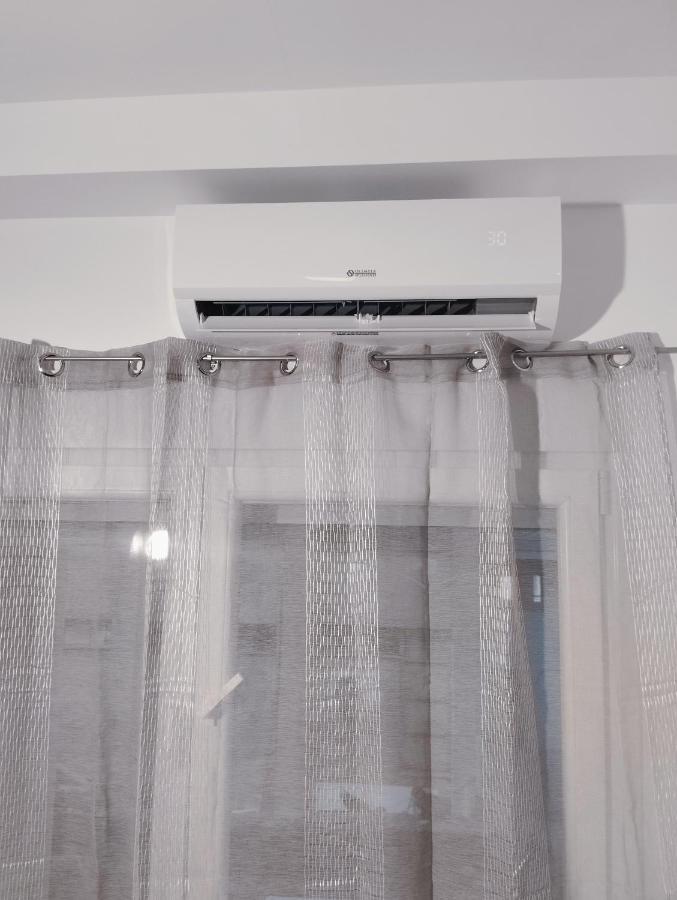 Romeo Isimeriahomz Apartment Солун Екстериор снимка