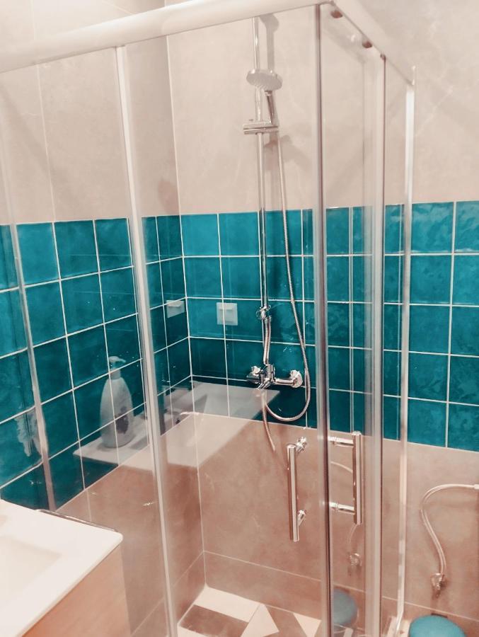 Romeo Isimeriahomz Apartment Солун Екстериор снимка